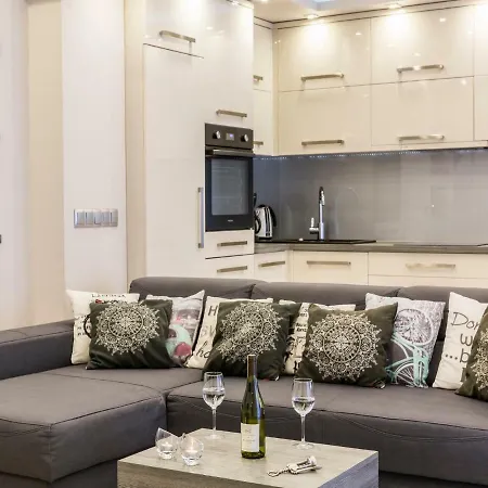 Paula Tatry Apartman *
