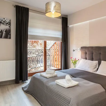 Paula Tatry Apartman *